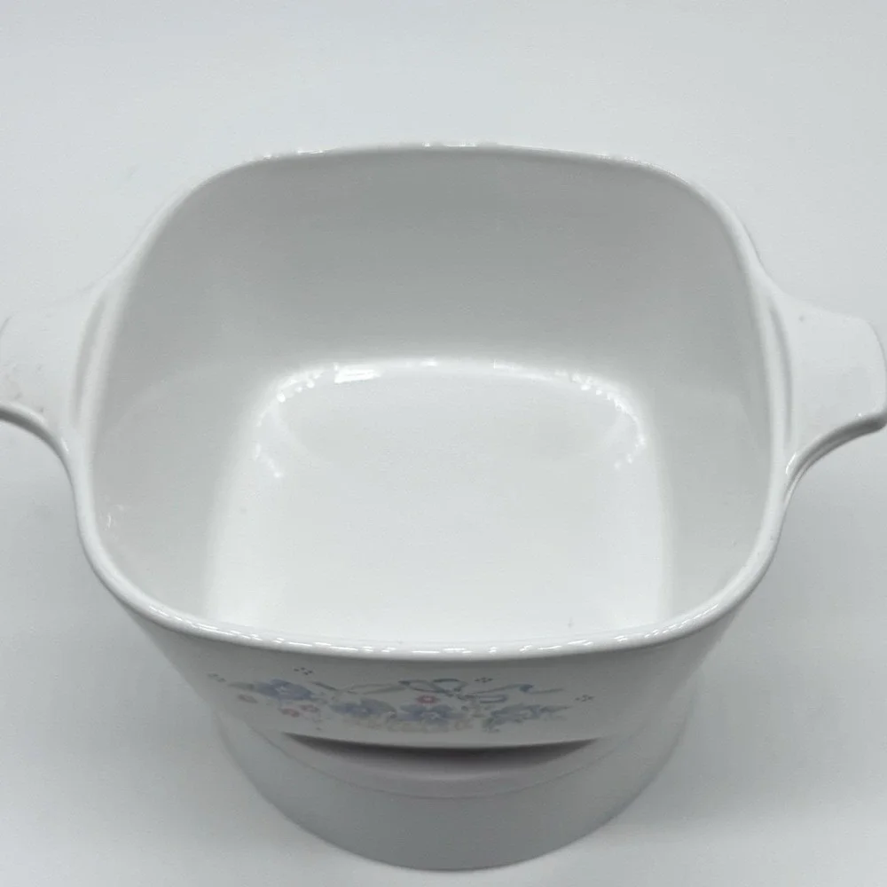 VTG Corningware Country Cornflower 700 ML Casserole Dish Only‎